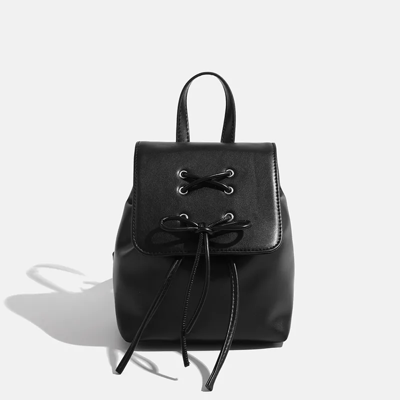 Nemecký najlepší ultraľahký čierny kožený batoh s jedným popruhom