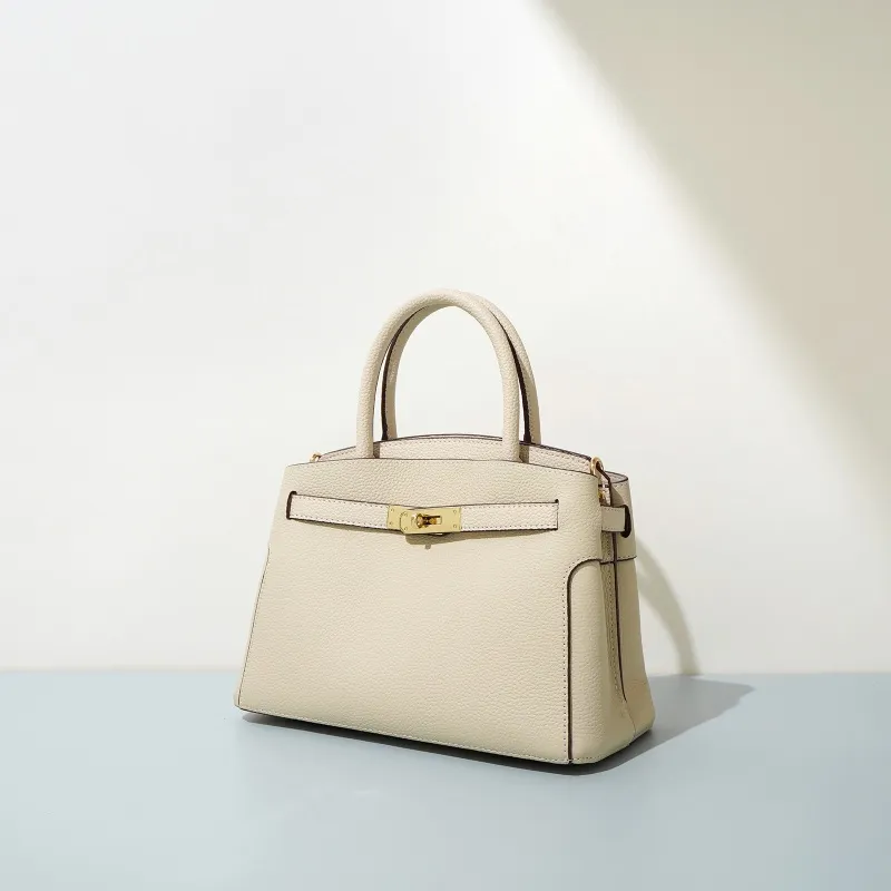 Kabelky bielej kože